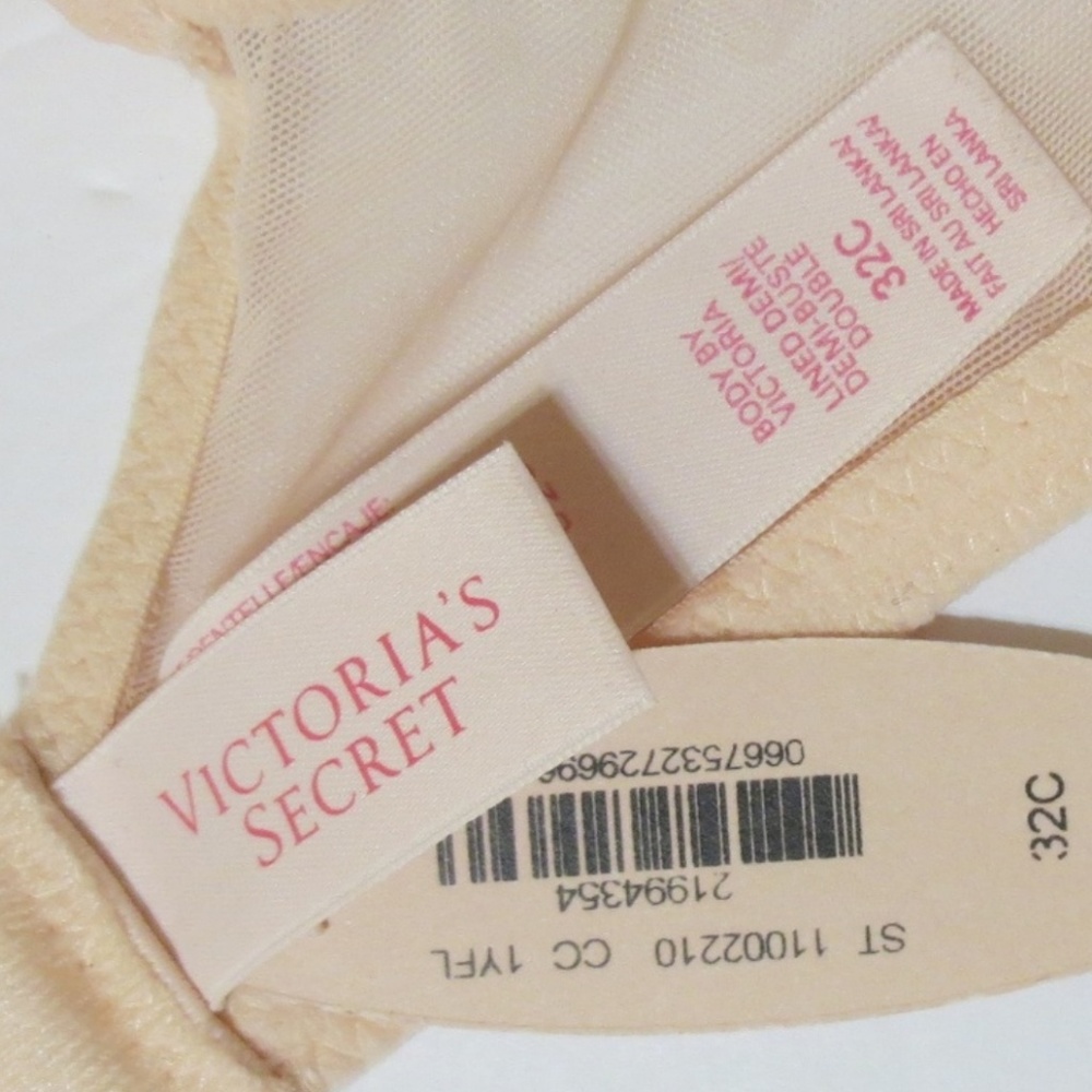 🆕Victoria's Secret Rhinestone Bra - Picture 4 of 7